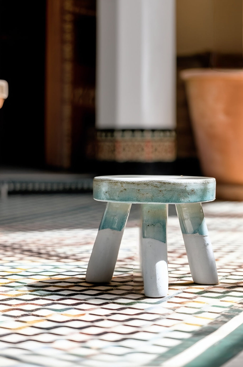 Tabouret d'appoint en céramique craquelée - Vert Tamegroute. - asceramique