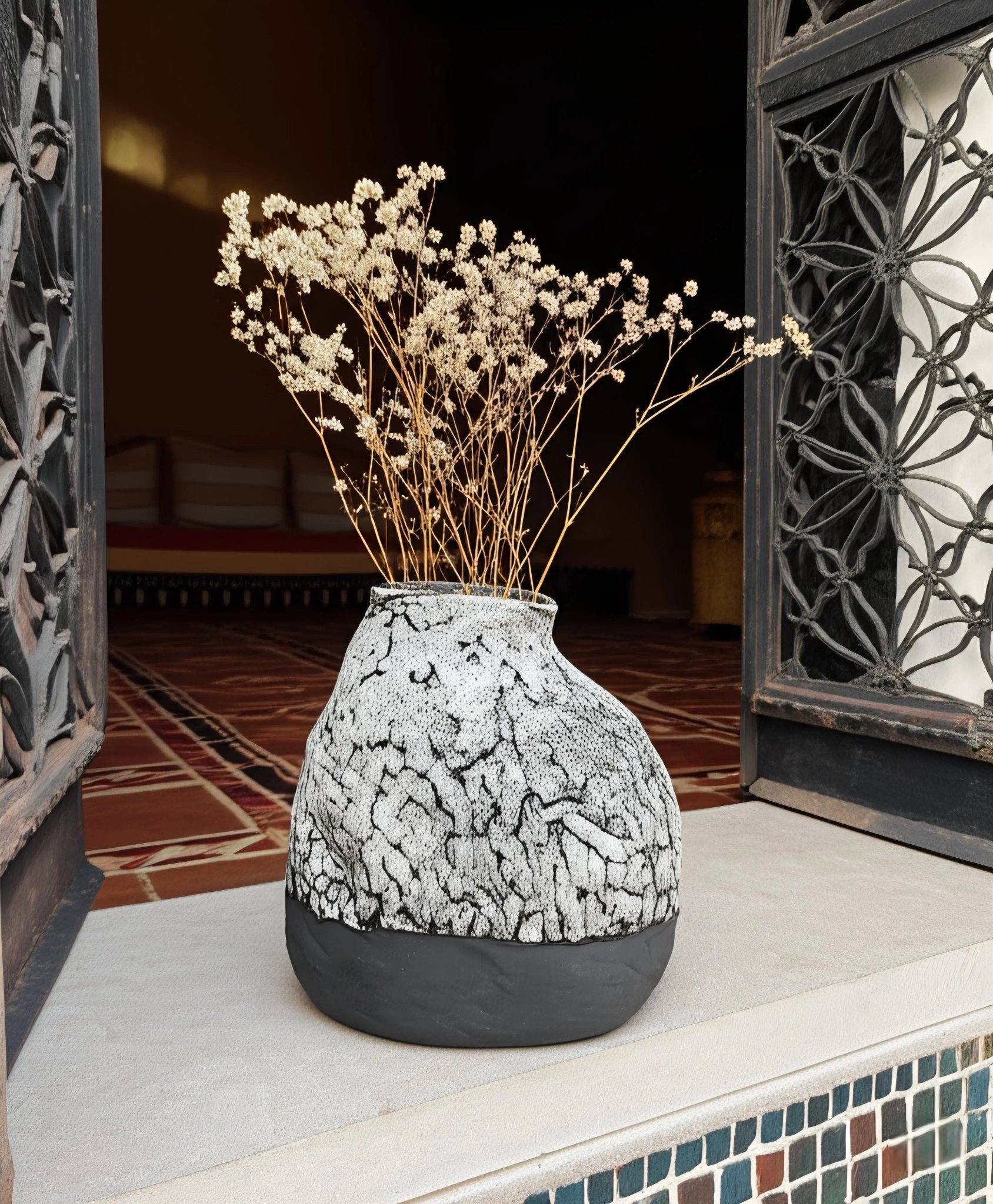 Vase Sculptural Black&White Effet Roche : Pièce Unique - asceramique